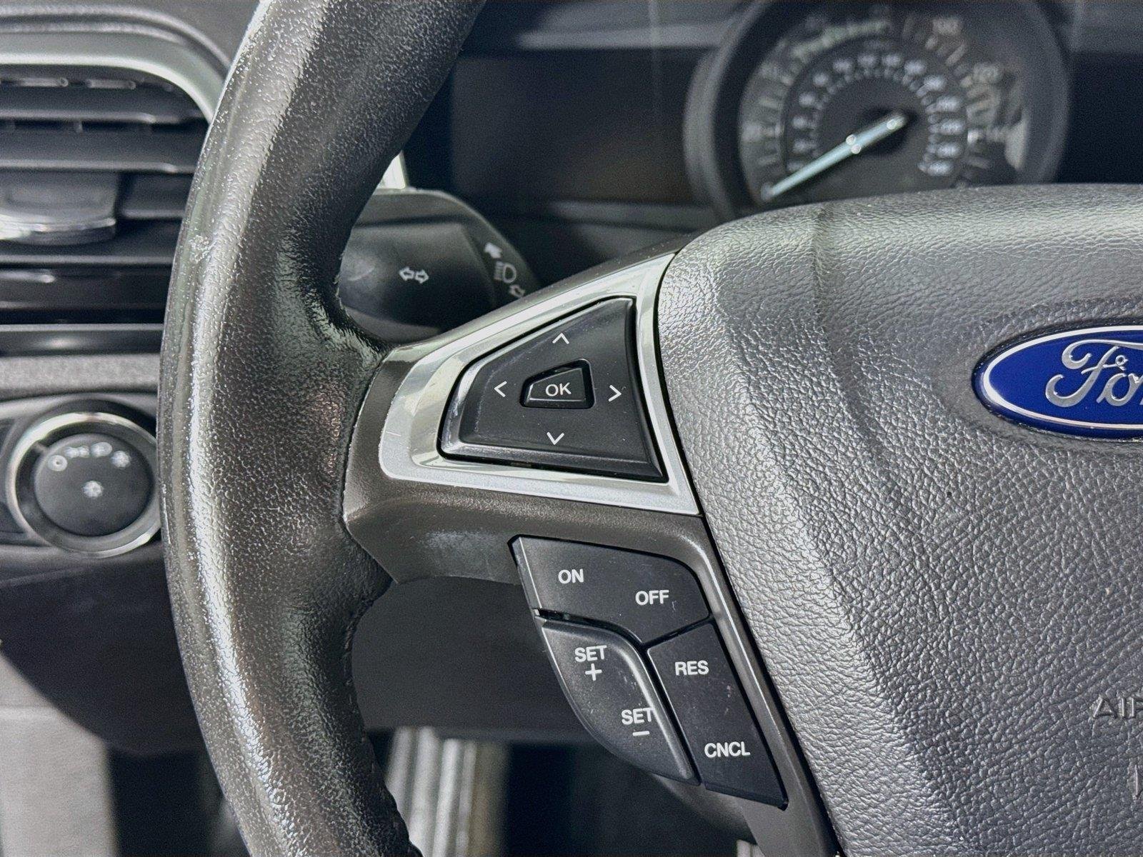 Used 2016 Deep Impact Blue Ford SE image 17