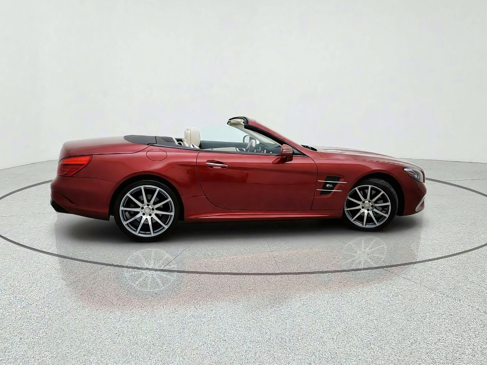 Used 2017 designo Cardinal Red Metallic Mercedes-Benz SL 450 image 7