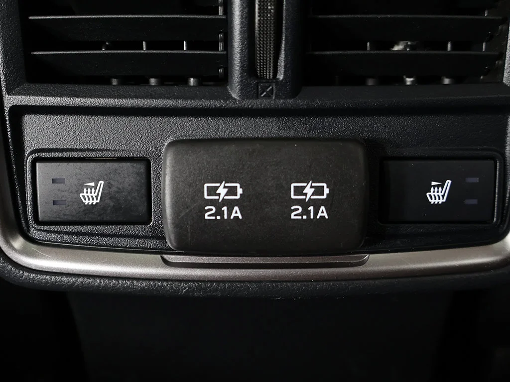 Used 2021 White Subaru Touring image 61