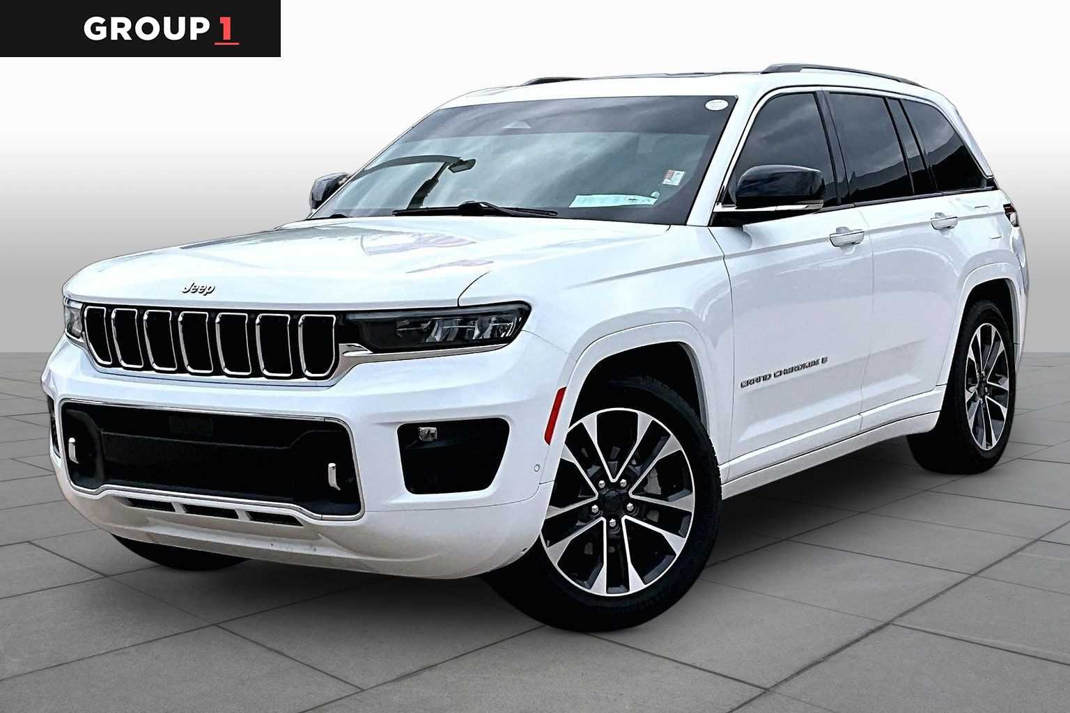 2022 Jeep Grand Cherokee Overland 4x4's photo