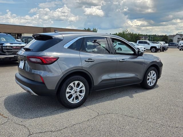 Used 2024 Gray Ford Active image 15