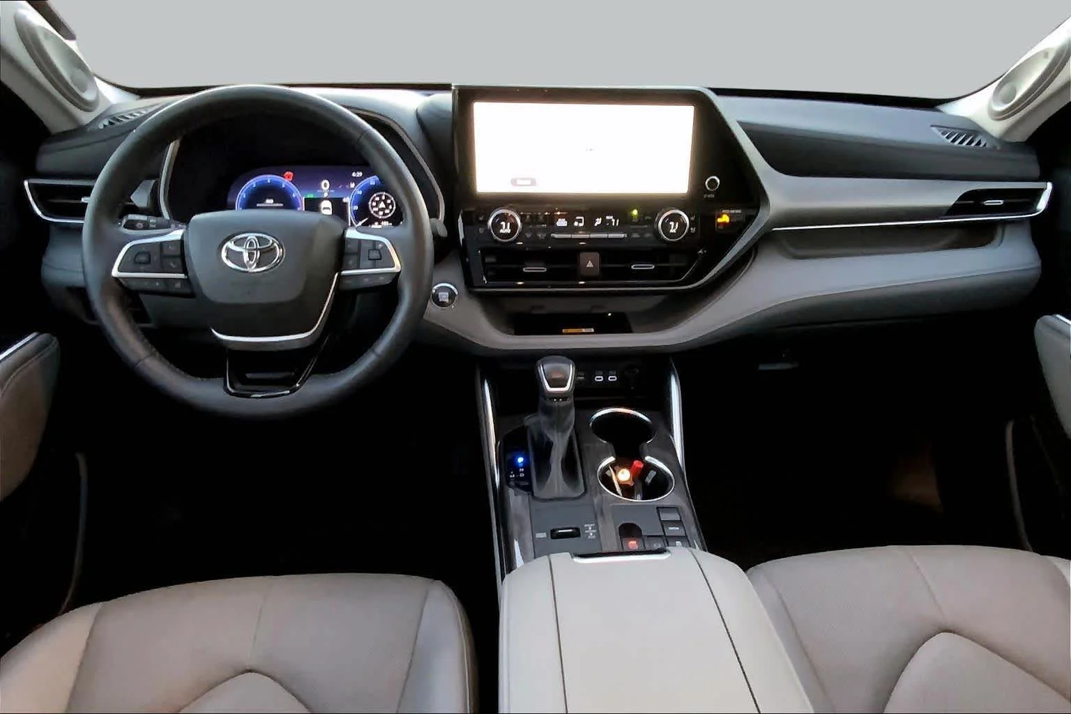 Used 2023 Cypress Toyota Limited image 15