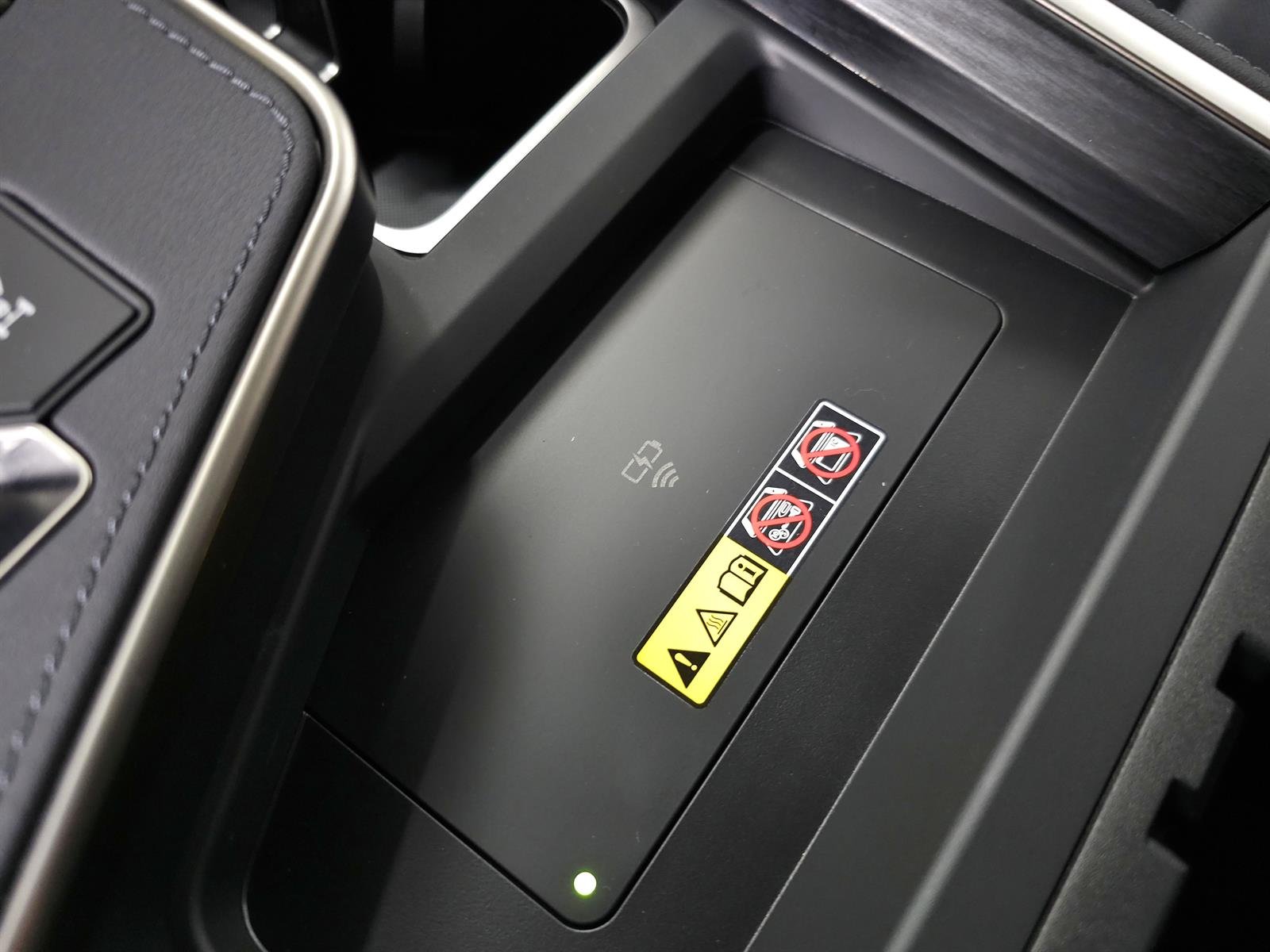 Used 2024 Black Lexus PREMIUM+ image 32