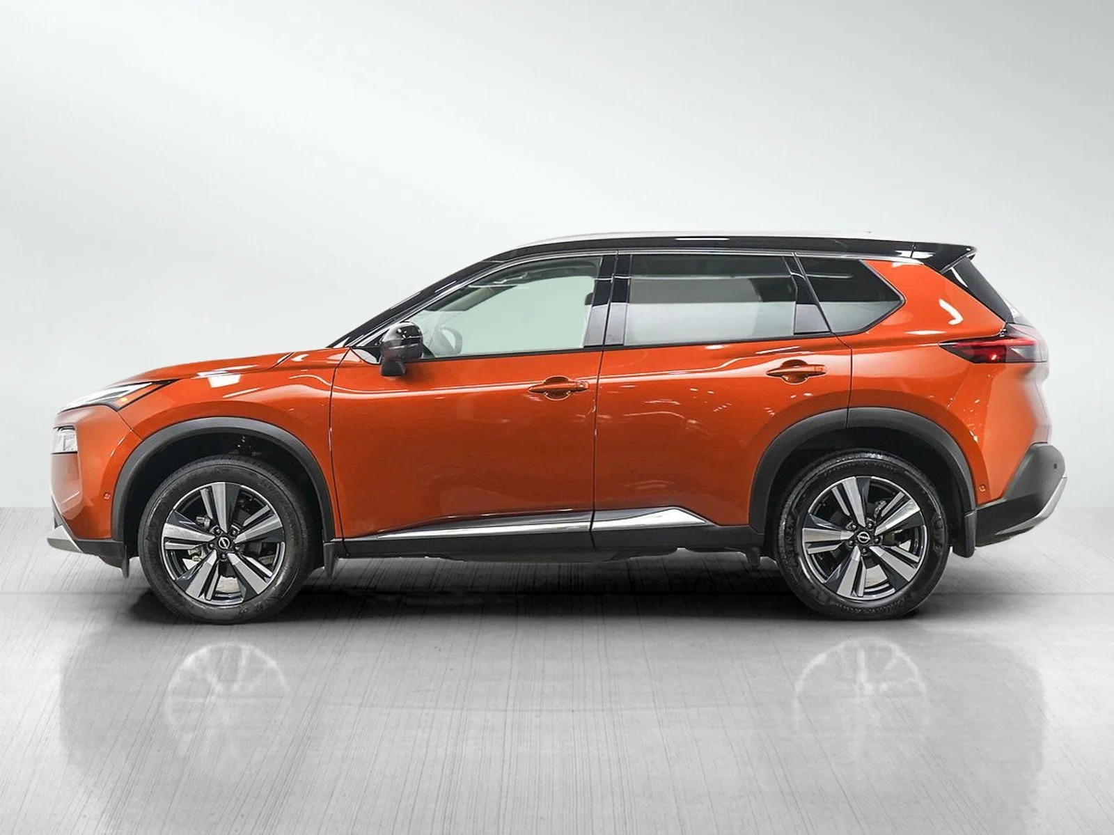 Used 2023 Nissan Rogue Platinum with VIN JN8BT3DD4PW312199 for sale in Wayzata, Minnesota