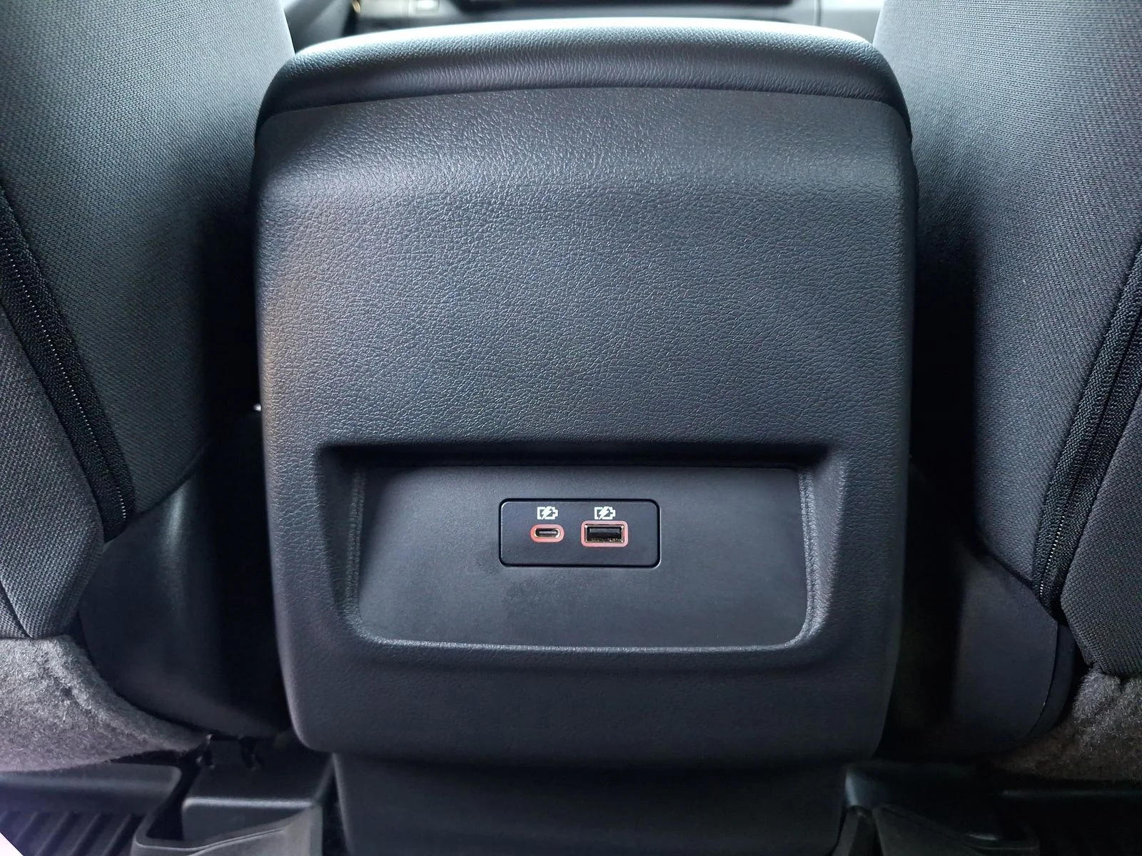 Used 2025 White Nissan PRO-4X image 29