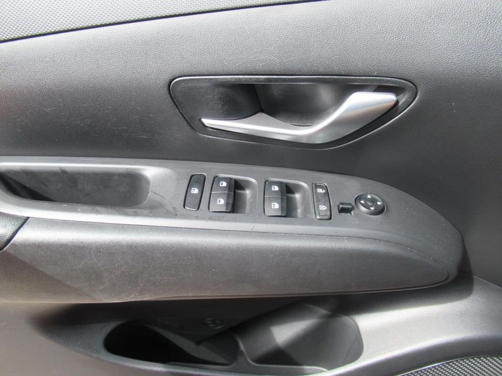 Used 2022 Red Hyundai SEL image 20