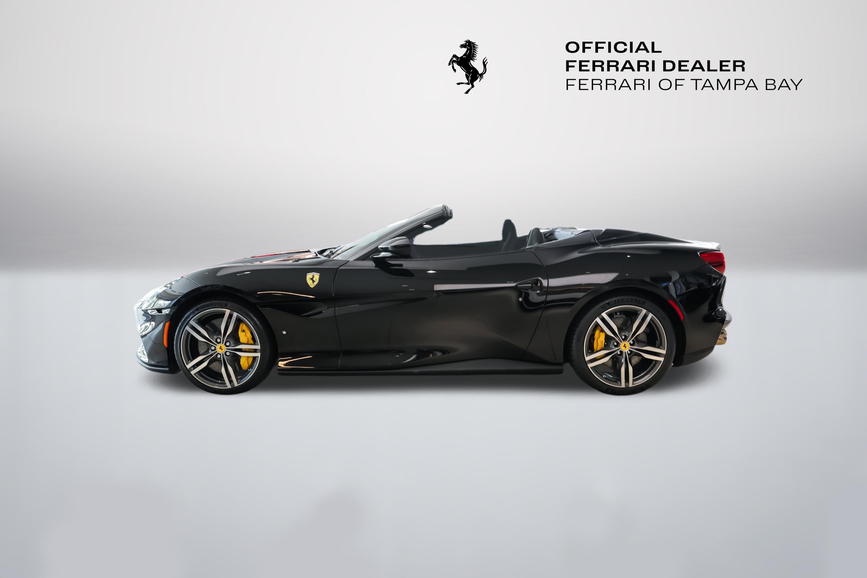 Used 2023 Nero Ferrari  image 2