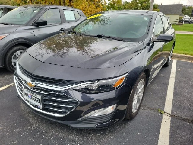 Used 2023 Chevrolet Malibu 1LT with VIN 1G1ZD5ST4PF209287 for sale in South Holland, IL