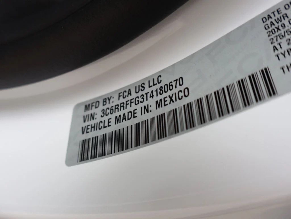 New 2026 Bright White Clear-Coat Exterior Paint RAM Big Horn/Lone Star image 40