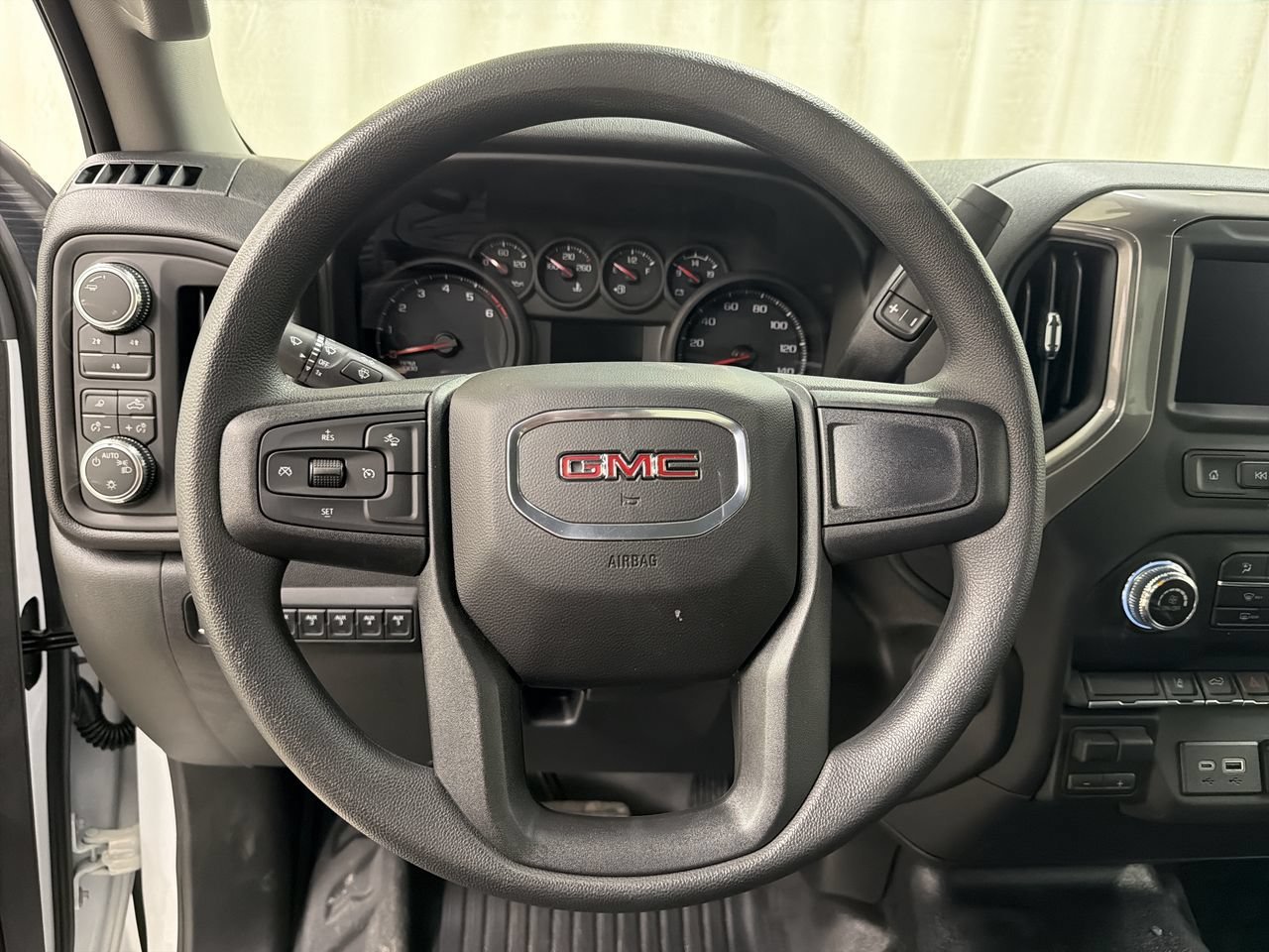 2026 GMC Sierra 2500HD Pro - Photo 15
