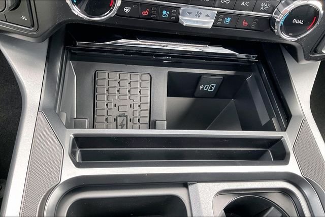 New 2026 Star White Metallic Tri-Coat Ford F-250® Lariat® image 28