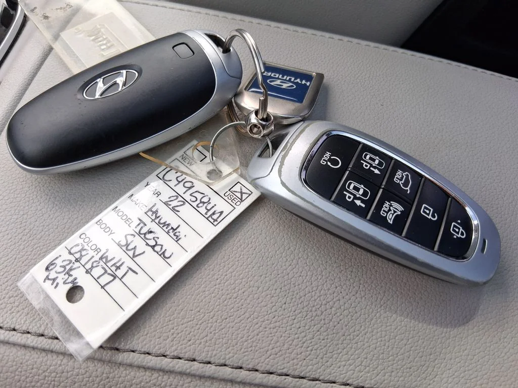 Used 2022 Gray Hyundai Limited image 24