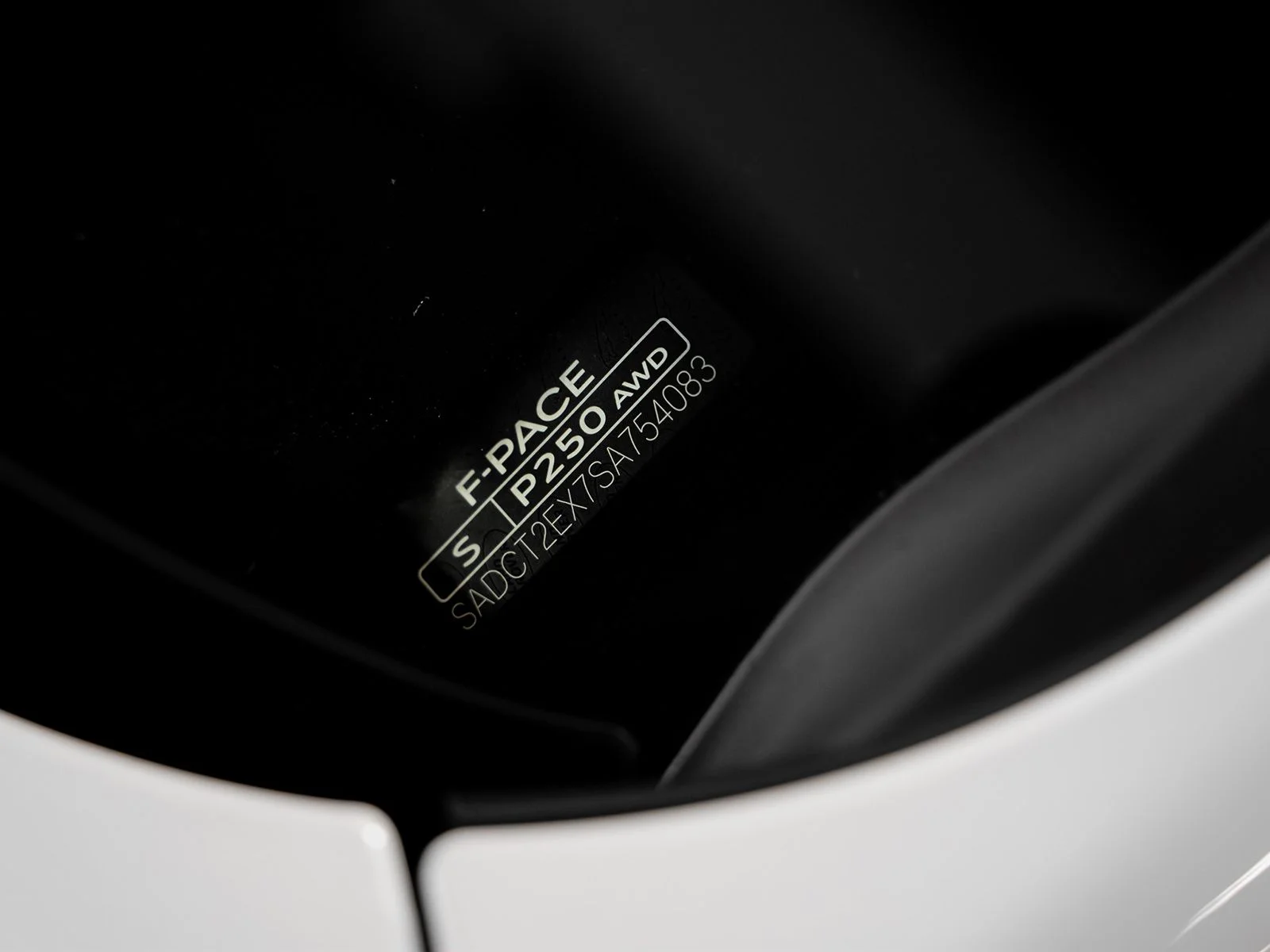Used 2025 White Jaguar P250 R-Dynamic S image 65