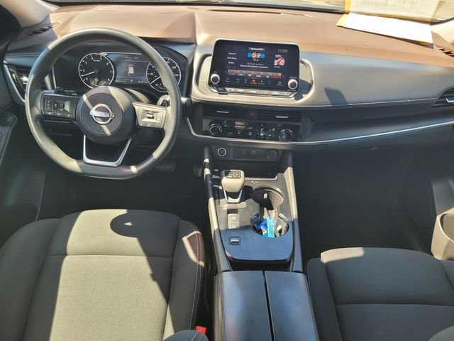 Used 2023 Gray Nissan S image 16