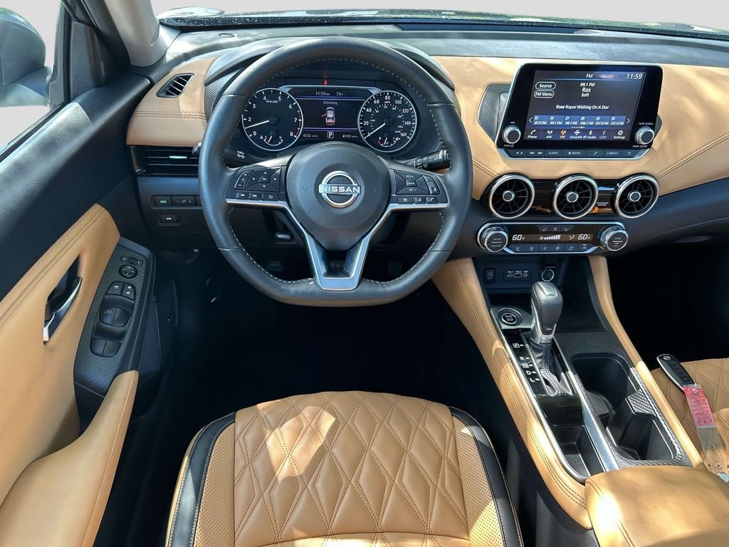 Used 2025 Gray Nissan SV image 9