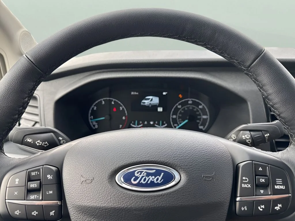 Used 2024 Silver Ford Base image 20