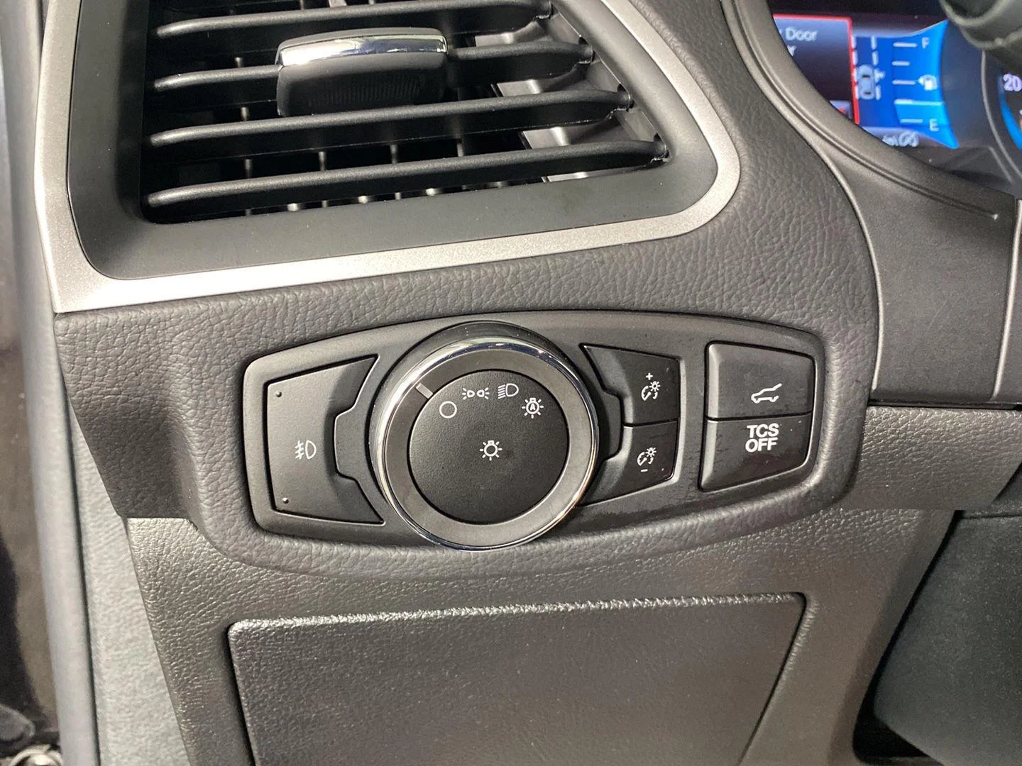 Used 2023 Agate Black Ford SEL image 12