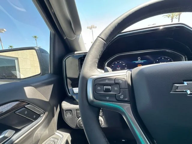 New 2026 White Chevrolet RST image 33