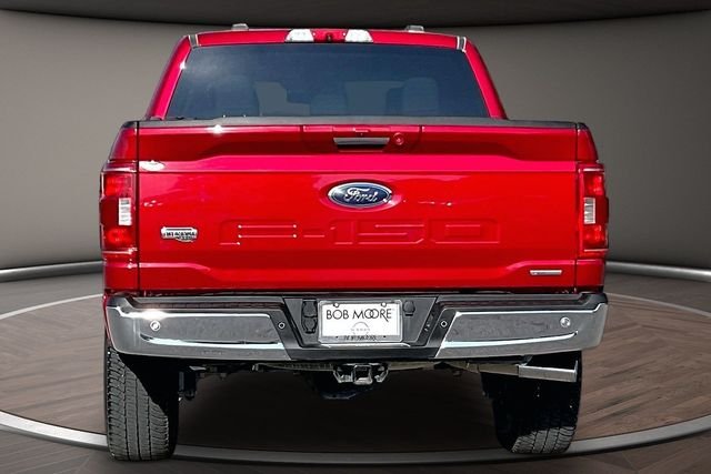 Used 2022 Red Ford XLT image 4