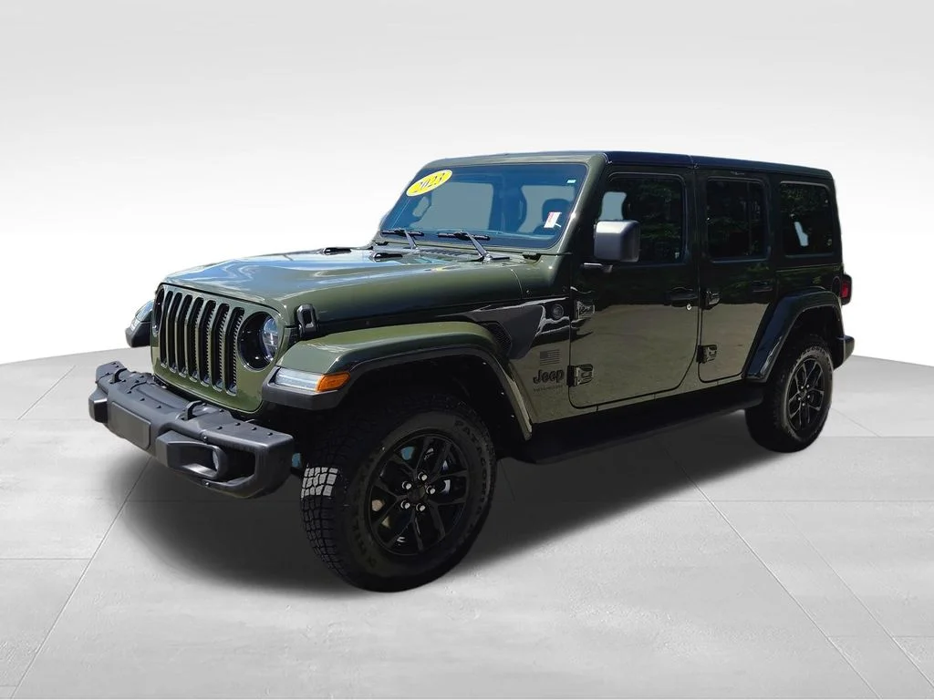 Used 2023 Green Jeep Sport S image 3