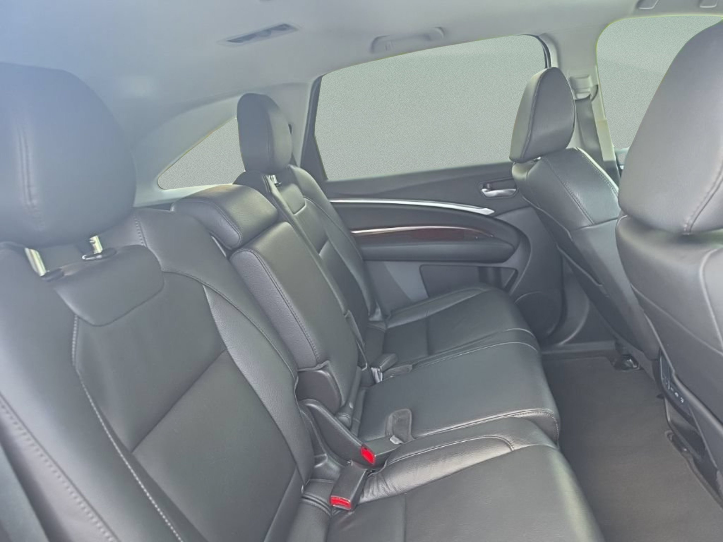 Used 2014 Silver Acura FWD image 31