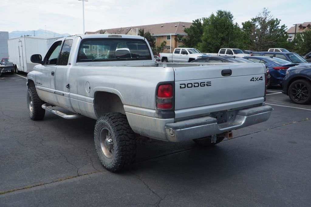 Used 2001 White Dodge SLT image 4