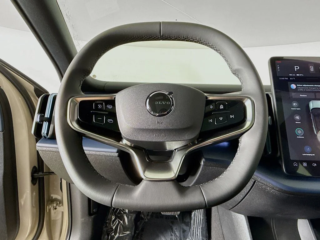 New 2026  Volvo Twin Motor Performance Plus image 10