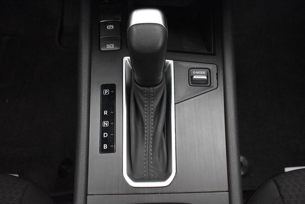 Certified Used 2025 White Nissan S image 27