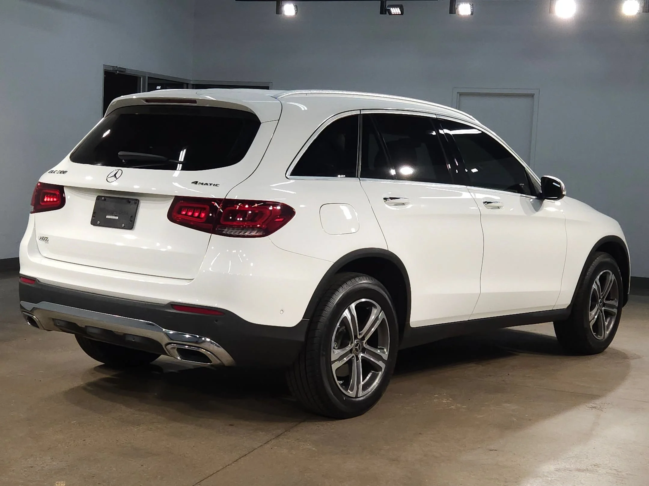 Used 2021 Polar White Mercedes-Benz GLC 300 image 7