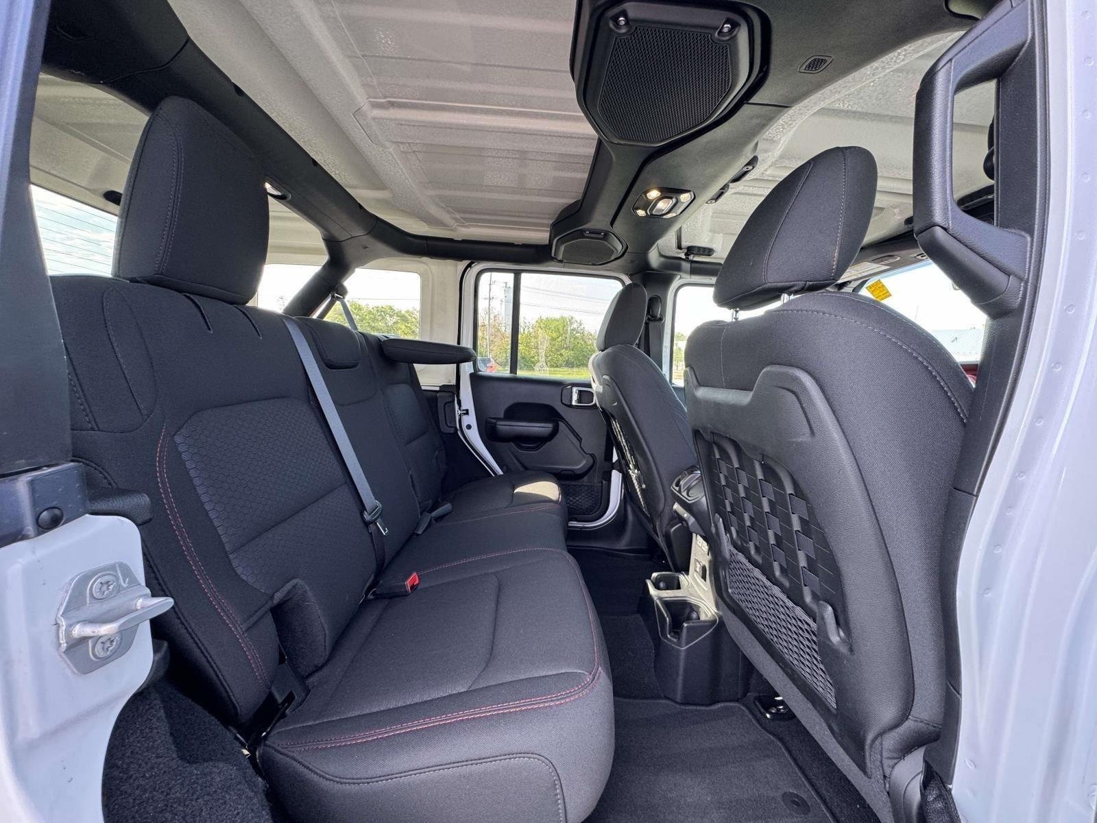 Used 2020 Bright White Clearcoat Jeep Rubicon image 19