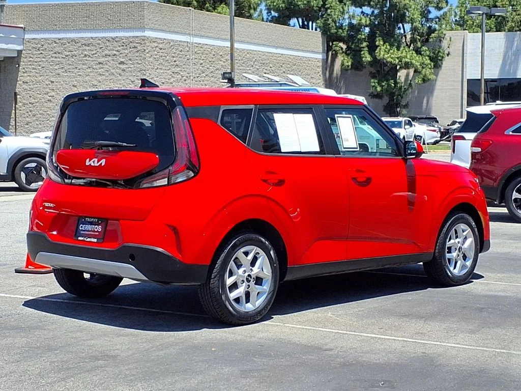 Certified Used 2024 Red Kia LX image 4