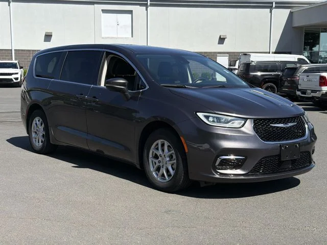 Used 2023 Gray Chrysler Touring L image 14