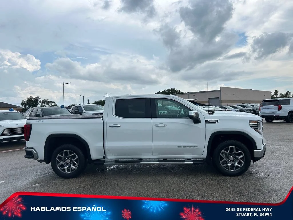 New 2026 Summit White GMC SLT image 4