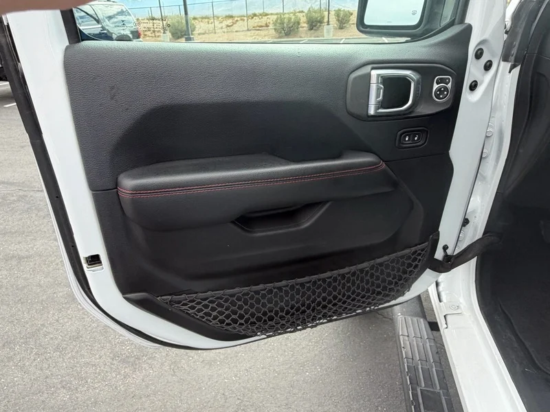 Used 2019 Bright White Clea Jeep Rubicon image 17