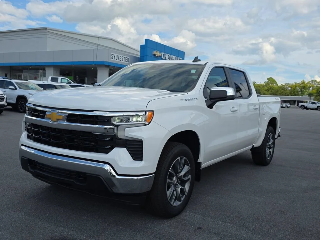 New 2026 Summit White Chevrolet LT image 3