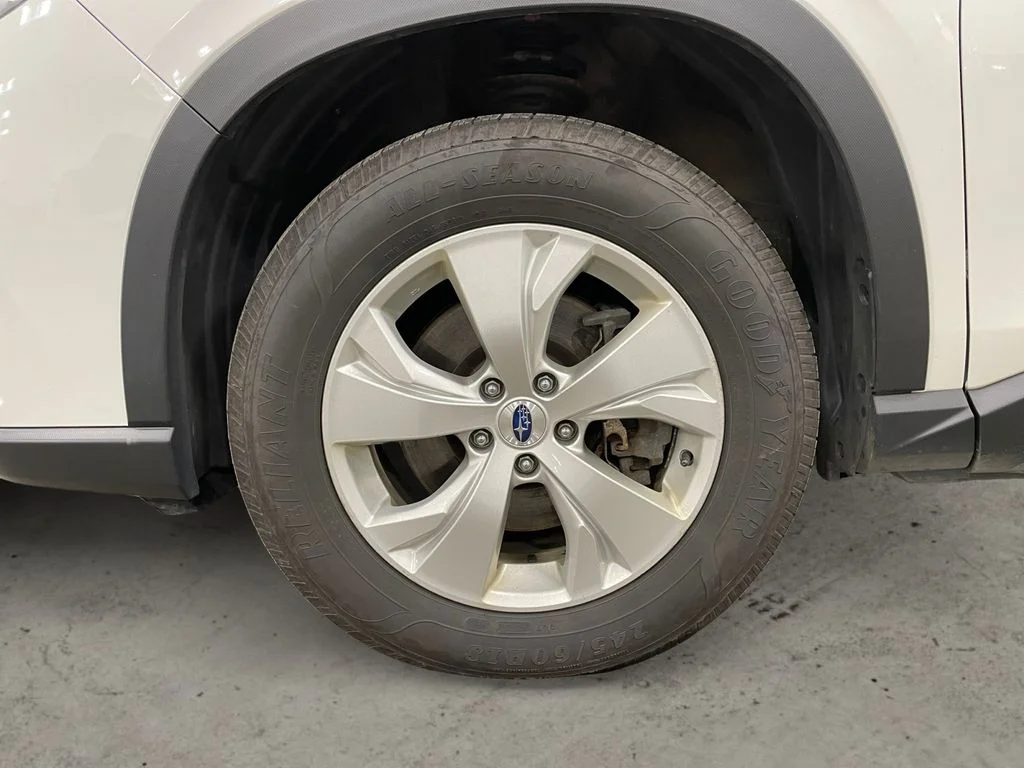 Used 2019 Crystal White Pearl Subaru Base image 14