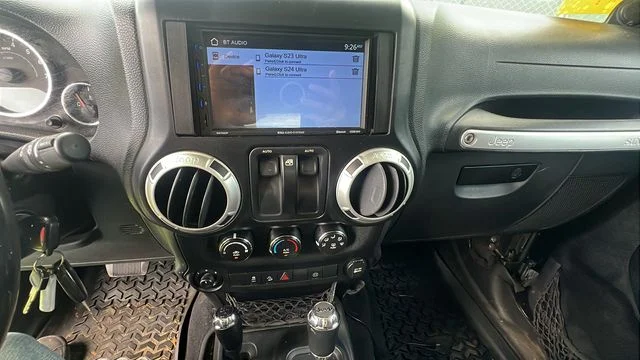 Used 2012 Black Jeep Sahara image 19