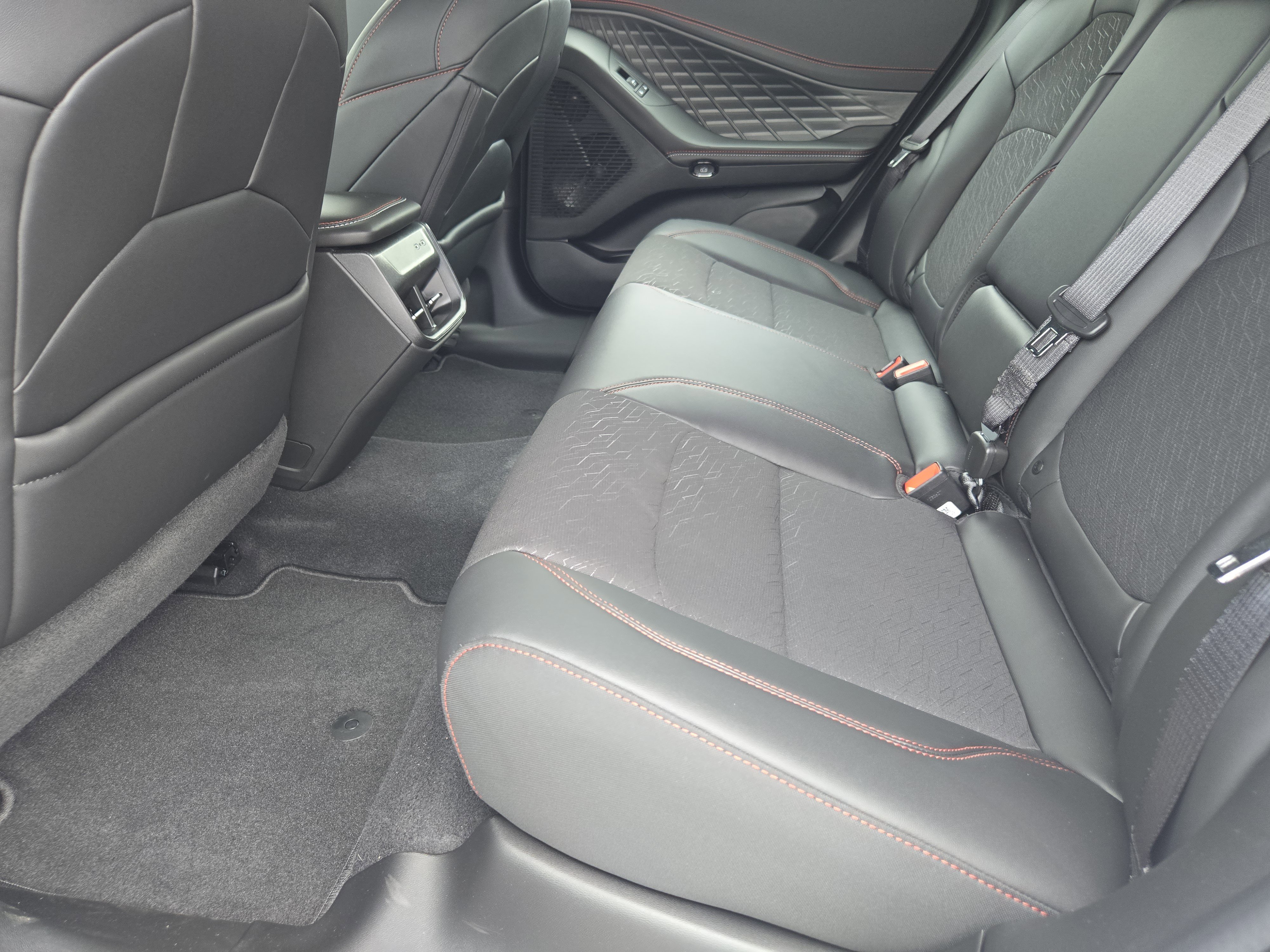 New 2026 White Knuckle Exterior Paint Dodge R/T image 20