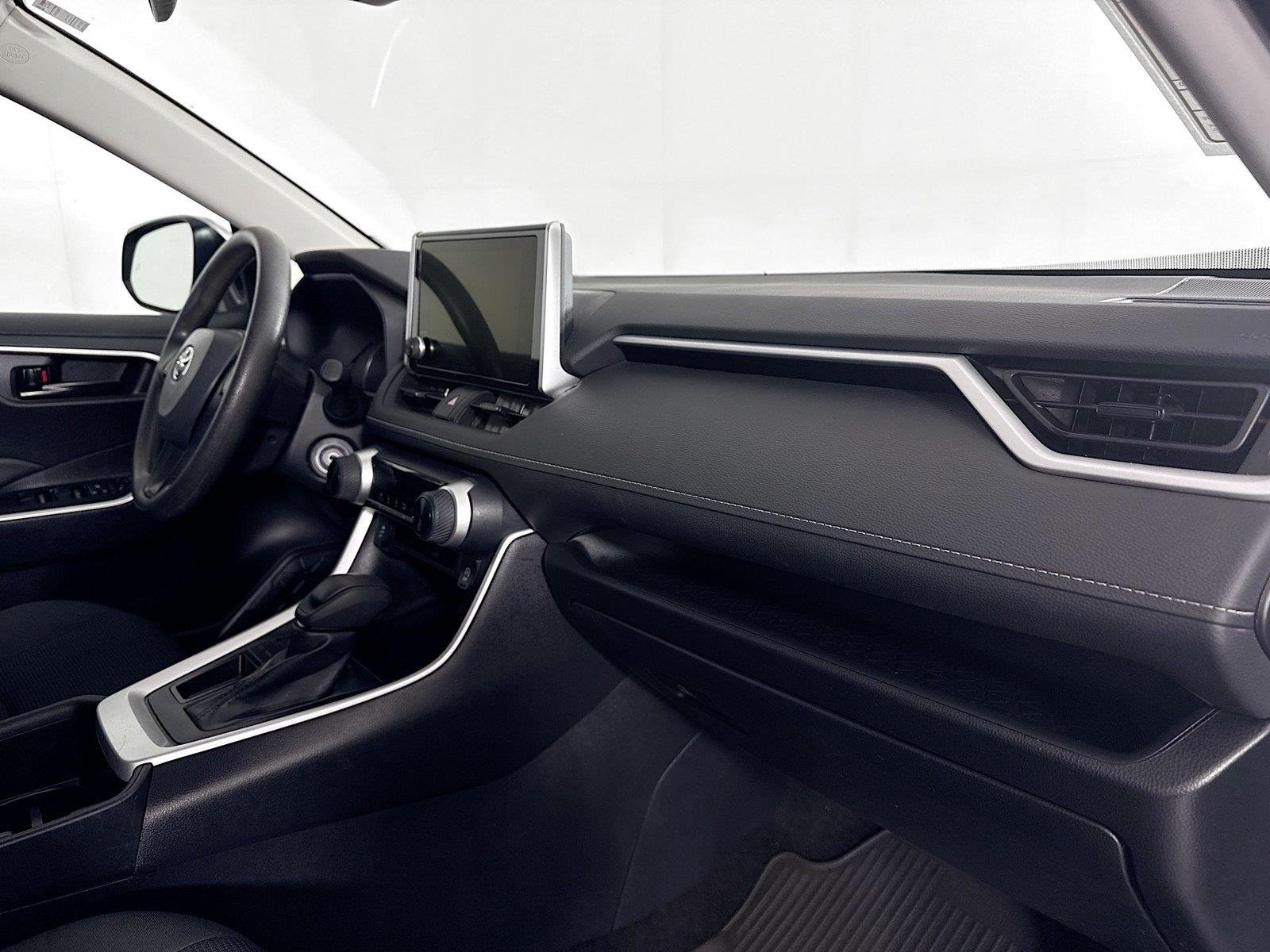 Used 2025 Silver Sky Metallic Toyota LE image 40