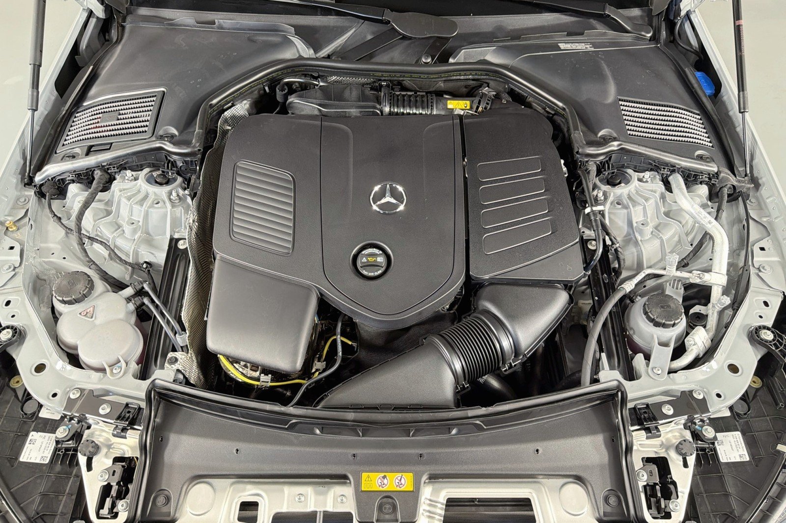 New 2026 MANUFAKTUR Alpine Grey Mercedes-Benz C 300 Sedan image 10
