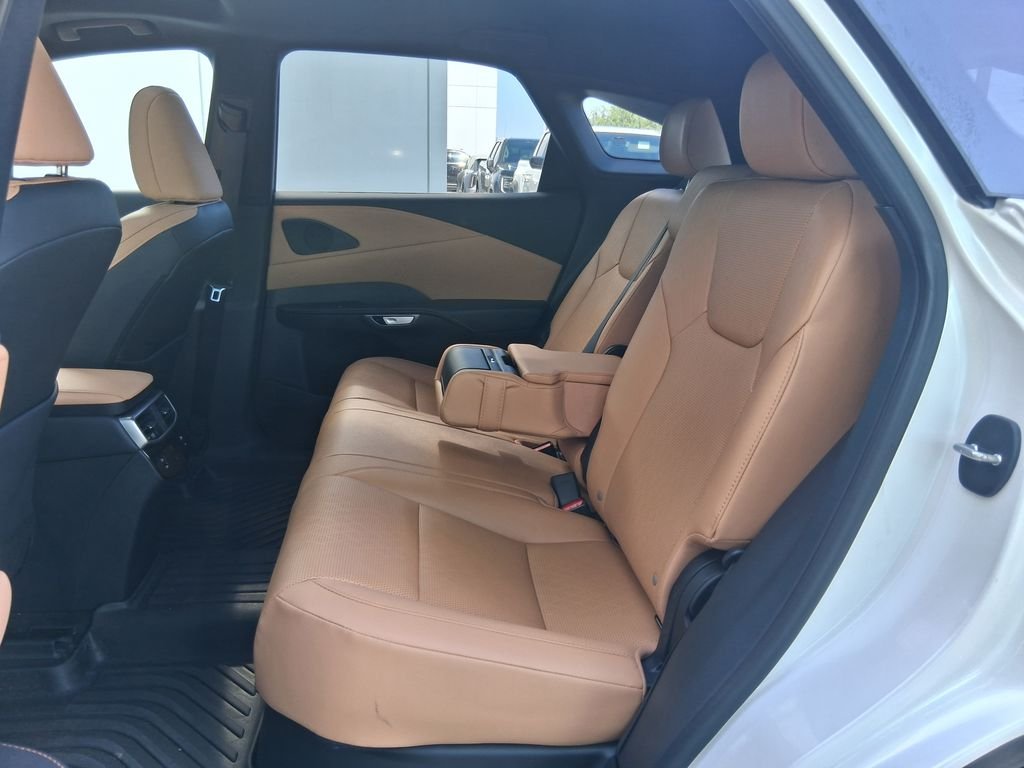 Certified Used 2024 White Lexus 350 Premium Plus image 23