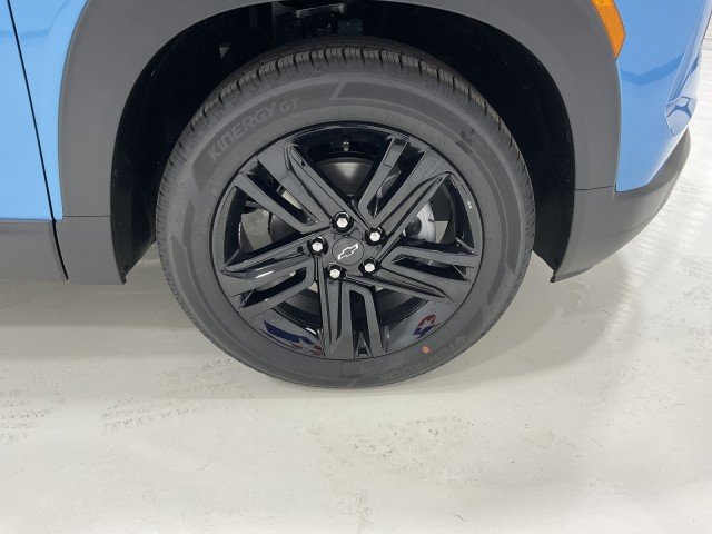 New 2026 Marina Blue Metallic Chevrolet LT image 4