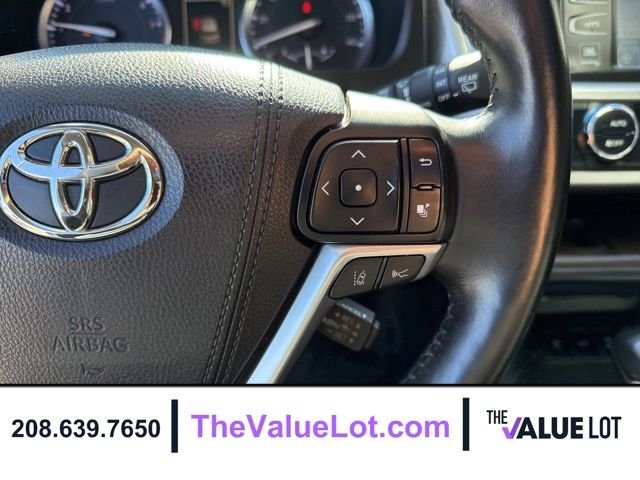 Used 2017  Toyota Limited Platinum image 29