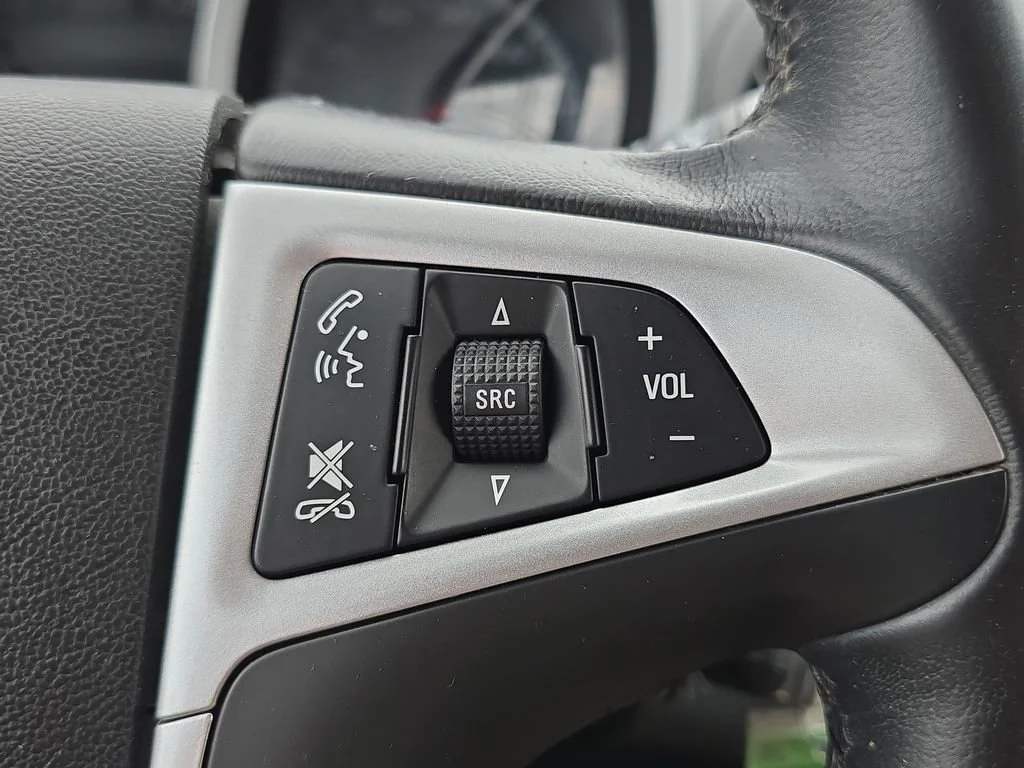 Used 2016 TUNGSTEN METALLIC Chevrolet LT image 20
