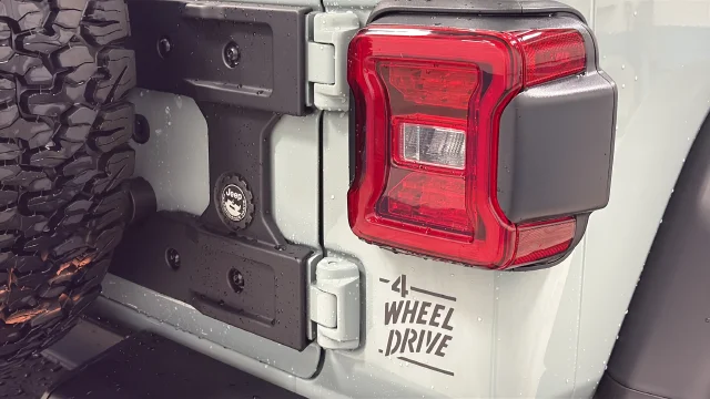 New 2027 Earl Clear-Coat Paint Jeep Willy