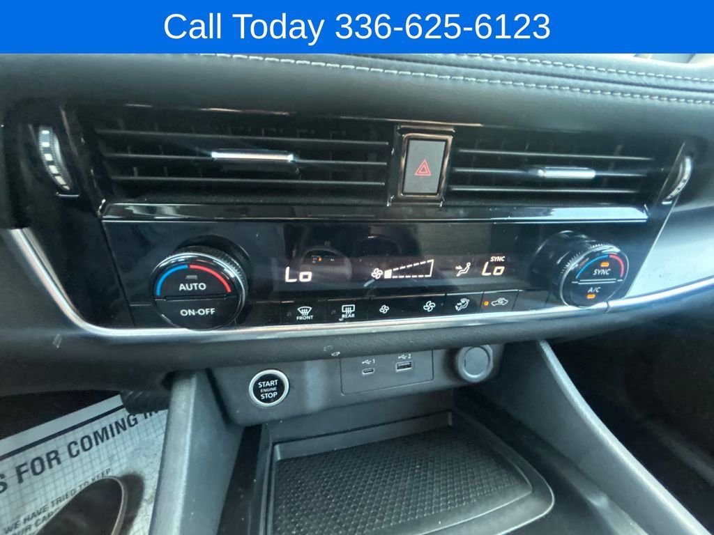 Used 2022 Silver Nissan SV image 28