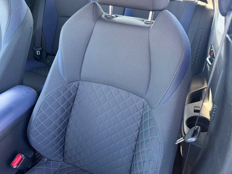 Used 2021 Black Toyota XLE image 4