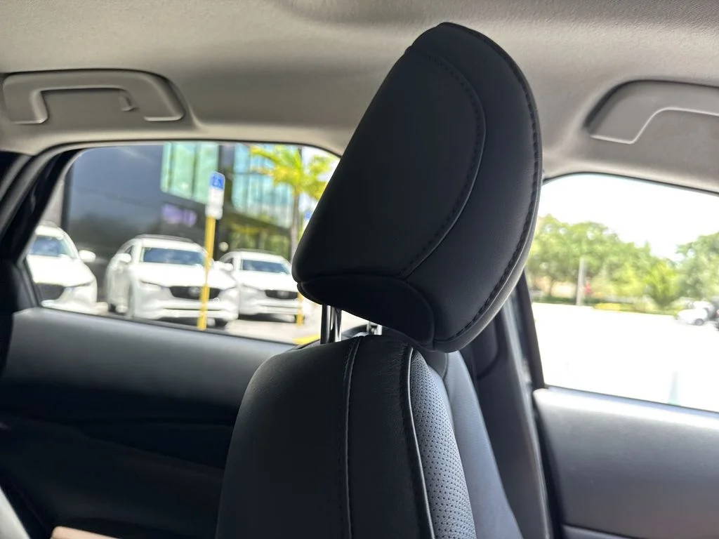 Used 2023 Deep Crystal Blue Mica Mazda 2.5 Turbo Premium Package image 20