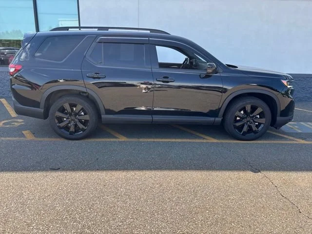 Used 2025 Crystal Black Pearl Honda Black Edition image 4