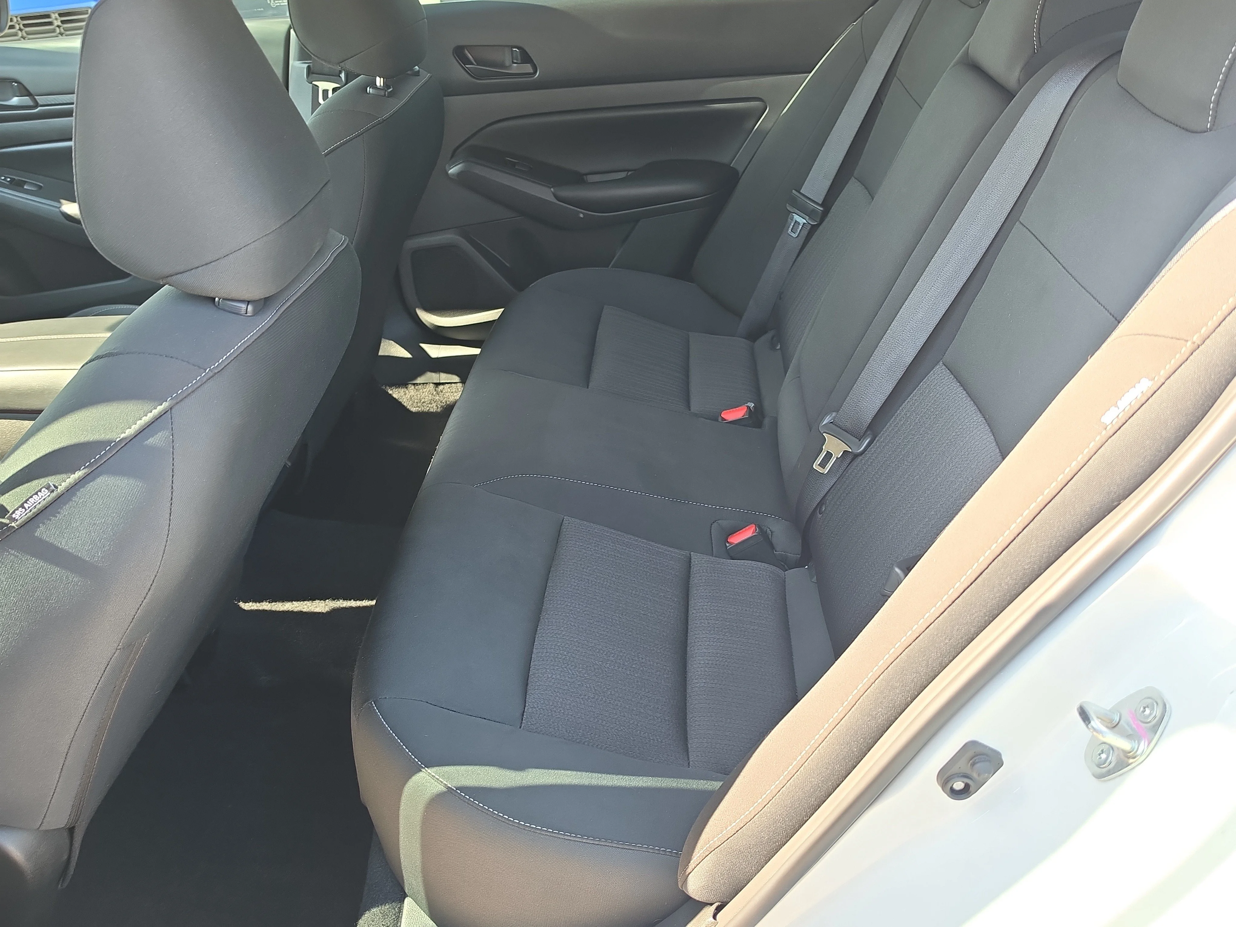Certified Used 2025 Glacier White Nissan S image 16